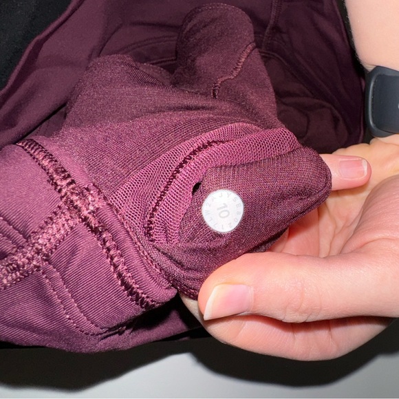 Lululemon sports bra mesh - Picture 3 of 3